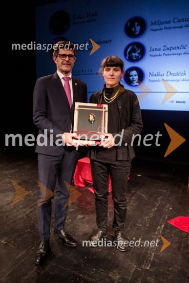  Matjaž Rakovec, župan Mestne občine Kranj;  Sara Kern, režiserkaPrešernov dan v Kranju