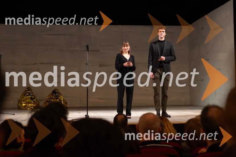  Eva Stražar, igralka;  Urban Kuntarič, igralecOtvoritev festivala 32. Dnevi komedije