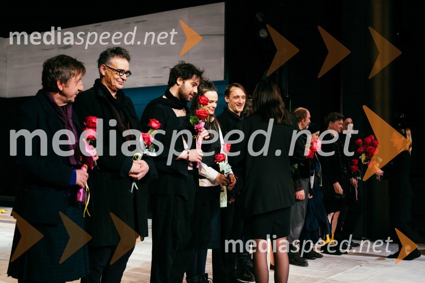  Gregor Baković, igralec;   Igor  Samobor, igralec;  Benjamin Krnetić, igralec;  Tina Vrbnjak, igralka;  Marko  Mandić, igralecOtvoritev festivala 32. Dnevi komedije