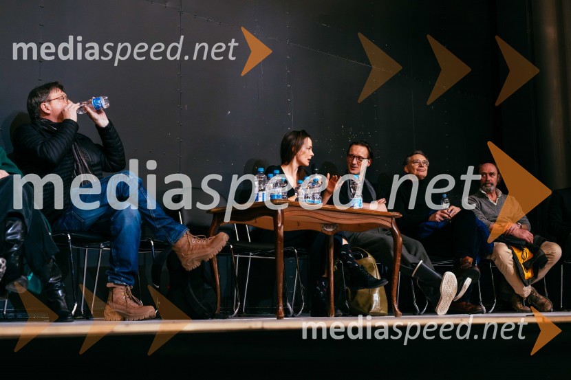  Branko Šturbej, igralec;  Tina Vrbnjak, igralka;  Marko  Mandić, igralec;   Igor  Samobor, igralec;  Janez Škof, igralecOtvoritev festivala 32. Dnevi komedije