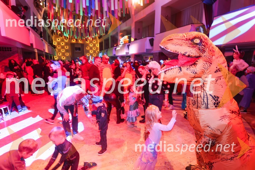 Pustovanje v Festivalni dvorani 2024