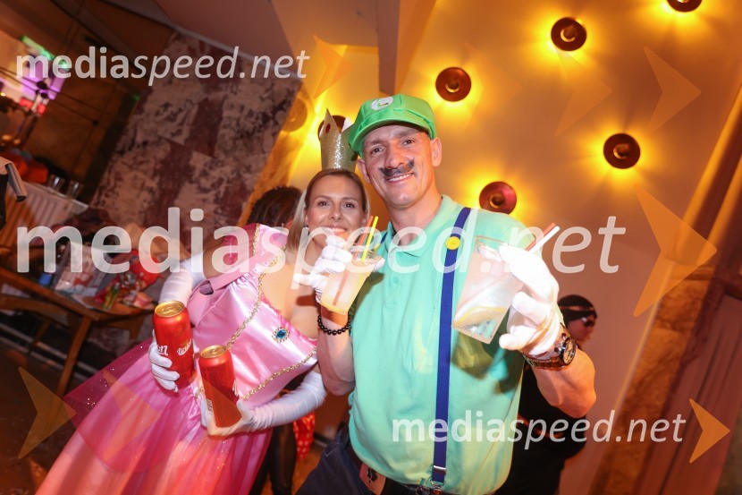 Pustovanje v Festivalni dvorani 2024