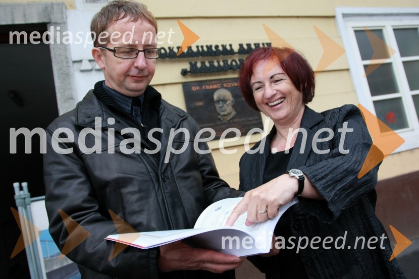 Dr. Darko Friš, redni profesor in predstojnik zgodovinskega oddelka, Filozofska fakulteta Univerze v Mariboru in dr. Slavica Tovšak, direktorica Pokrajinskega arhiva MariborDr. Slavica Tovšak, direktorica Pokrajinskega arhiva Maribor in red. prof. dr. Darko Friš, predstojnik Katedre za zgodovino na Filozofski fakulteti UM