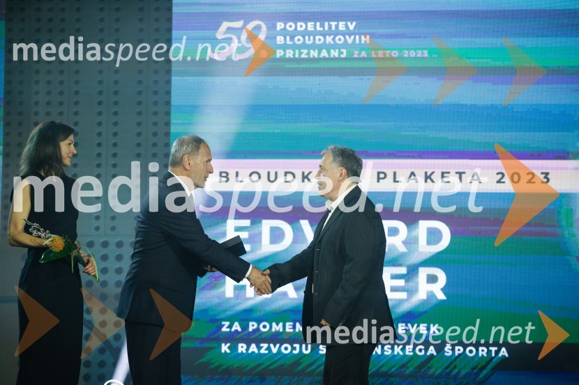  Petra Tramte,  vodja, Sektor za razvoj in programe športa;  Viktor Grošelj, predsednik Odbora za podeljevanje Bloudkovih priznanj;  Edvard Hafner, nekdanji hokejist in trenerBloudkovi nagrajenci 2023
