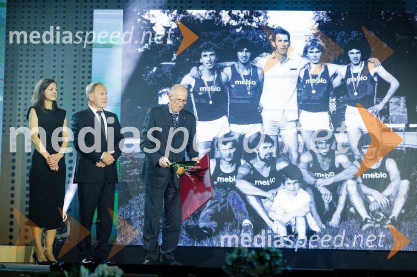  Petra Tramte,  vodja, Sektor za razvoj in programe športa;  Viktor Grošelj, predsednik Odbora za podeljevanje Bloudkovih priznanj;  Vojko Orel, upokojeni bivši direktor Javnega zavoda za šport Nova GoricaBloudkovi nagrajenci 2023