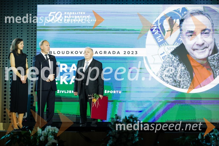  Petra Tramte,  vodja, Sektor za razvoj in programe športa;  Viktor Grošelj, predsednik Odbora za podeljevanje Bloudkovih priznanj;  Franc Ekar, alpinistBloudkovi nagrajenci 2023