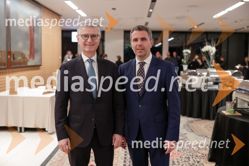  Franjo Bobinac, podpredsednik in generalni direktor za globalni marketing, Hisense International., predsednik Rokometne zveze Slovenije;  Tomaž Jontes, generalni sekretar, Olimpijski komite SlovenijeBloudkovi nagrajenci 2023