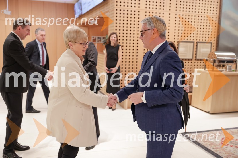 dr. Nataša Pirc Musar, predsednica Republike Slovenije;  Matjaž Han, minister za gospodarstvo, turizem in športBloudkovi nagrajenci 2023