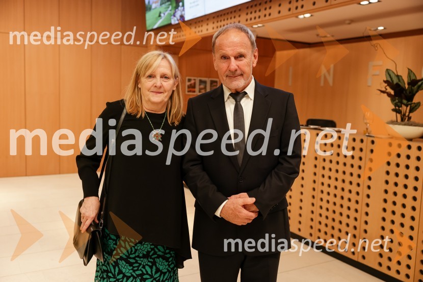  ... ;  Viktor Grošelj, predsednik Odbora za podeljevanje Bloudkovih priznanjBloudkovi nagrajenci 2023