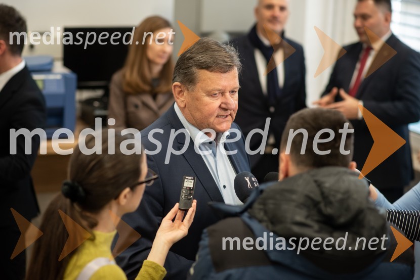 dr. Aleksander Jevšek, minister za kohezijo in regionalni razvojSlovesna otvoritev prenovljenega laboratorija Pomurski laboratorij