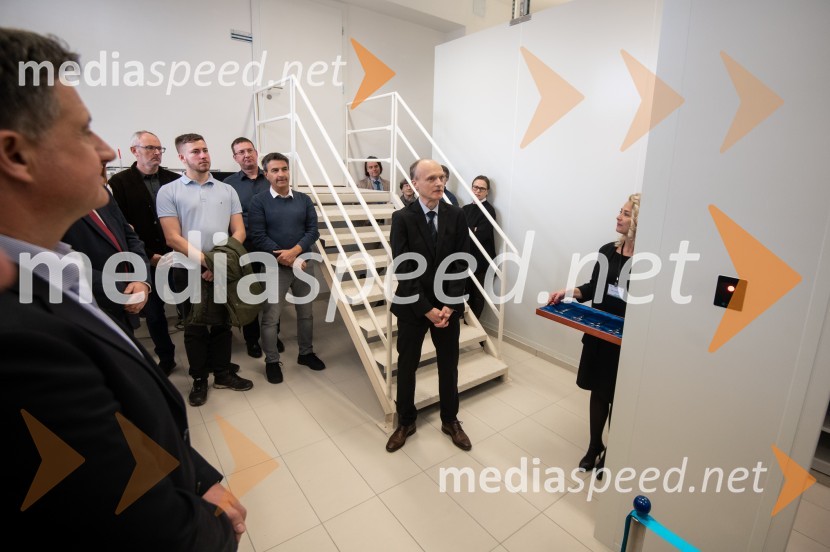 red. prof. dr. Matjaž Hriberšek, Fakulteta za strojištvoSlovesna otvoritev prenovljenega laboratorija Pomurski laboratorij