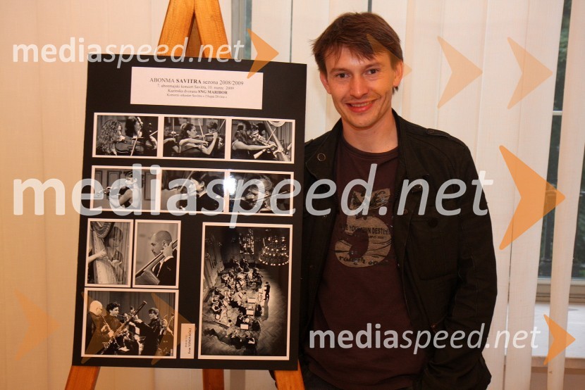 Matjaž Rebolj, ustanovitelj umetniškega društva SavitraDeveti abonmajski koncert cikla Savitra: David Lootvoet, harfist