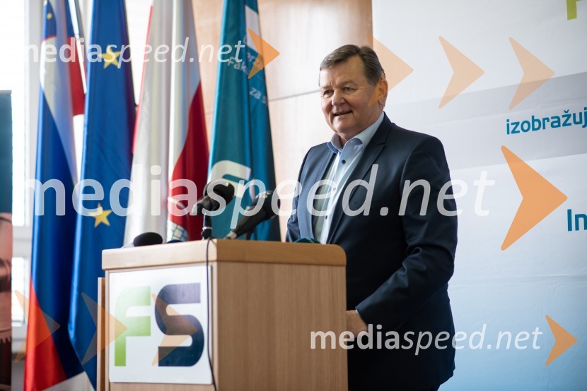 dr. Aleksander Jevšek, minister za kohezijo in regionalni razvojSlovesna otvoritev prenovljenega laboratorija Pomurski laboratorij