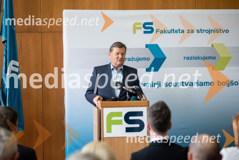 dr. Aleksander Jevšek, minister za kohezijo in regionalni razvojSlovesna otvoritev prenovljenega laboratorija Pomurski laboratorij