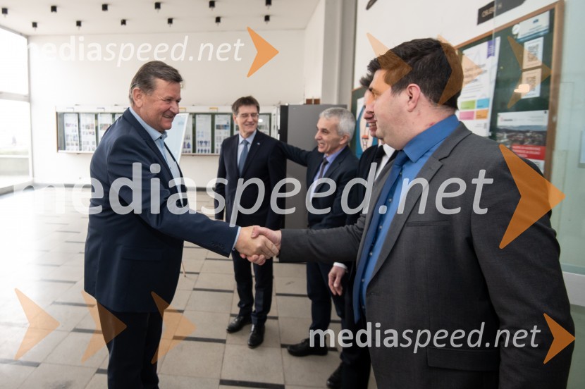 dr. Aleksander Jevšek, minister za kohezijo in regionalni razvoj; asist. dr. Timi Gomboc, Fakulteta za strojništvo UMSlovesna otvoritev prenovljenega laboratorija Pomurski laboratorij