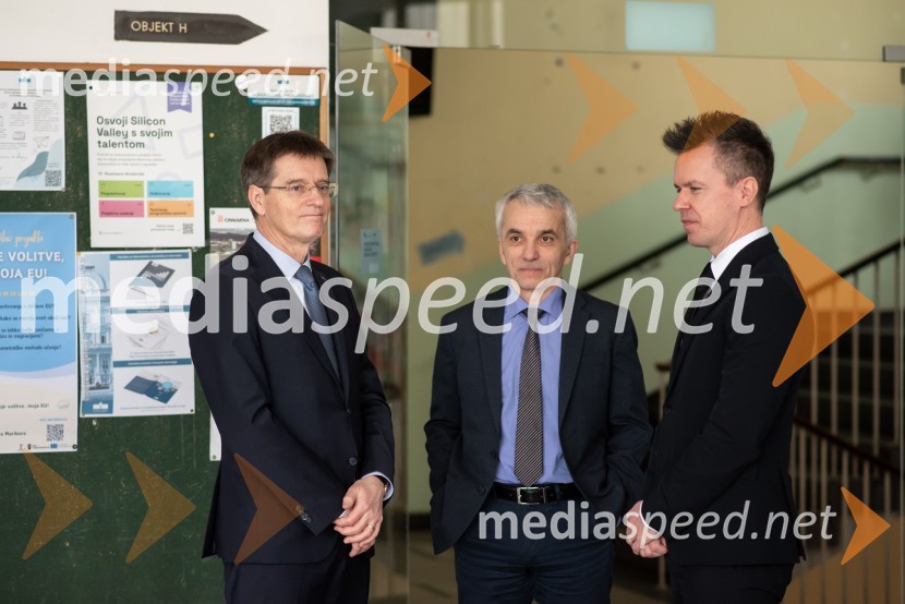 prof. dr. Zdravko Kačič, rektor Univerze v Mariboru; prof. dr. Bojan Dolšak,  prorektor za razvoj kakovosti in razvojne projekte, UM; prof. dr. Matej Vesenjak, dekan, Fakulteta za strojništvo UMSlovesna otvoritev prenovljenega laboratorija Pomurski laboratorij