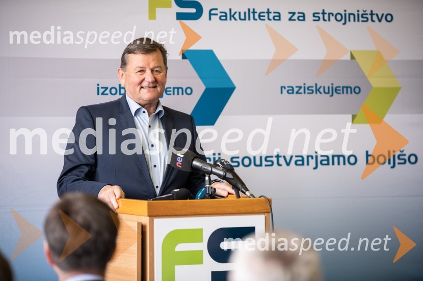 dr. Aleksander Jevšek, minister za kohezijo in regionalni razvojSlovesna otvoritev prenovljenega laboratorija Pomurski laboratorij