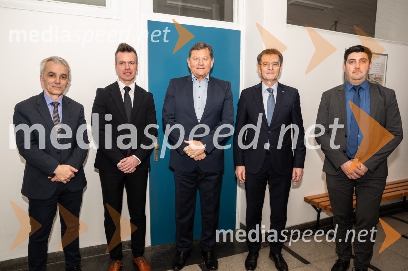 prof. dr. Bojan Dolšak,  prorektor za razvoj kakovosti in razvojne projekte, UM; prof. dr. Matej Vesenjak, dekan, Fakulteta za strojništvo UM; dr. Aleksander Jevšek, minister za kohezijo in regionalni razvoj; prof. dr. Zdravko Kačič, rektor Univerze v Mariboru; asist. dr. Timi Gomboc, Fakulteta za strojništvo UMSlovesna otvoritev prenovljenega laboratorija Pomurski laboratorij