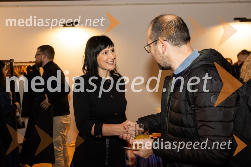  Karmen Pangos,  članica uprave, Mladinska knjiga;  ... Srečanje avtorjev Mladinske knjige in Cankarjeve založbe