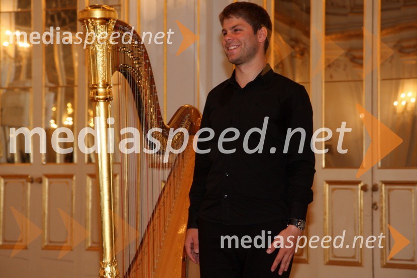 David Lootvoet, solo harfist Pariške nacionalne opereDeveti abonmajski koncert cikla Savitra: David Lootvoet, harfist