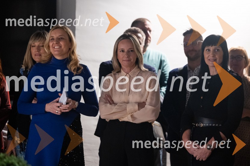 dr. Alenka Kepic Mohar, glavna urednica Mladinske knjige;  Simona Mele, predsednica uprave Mladinska knjiga;  Karmen Pangos,  članica uprave, Mladinska knjigaSrečanje avtorjev Mladinske knjige in Cankarjeve založbe