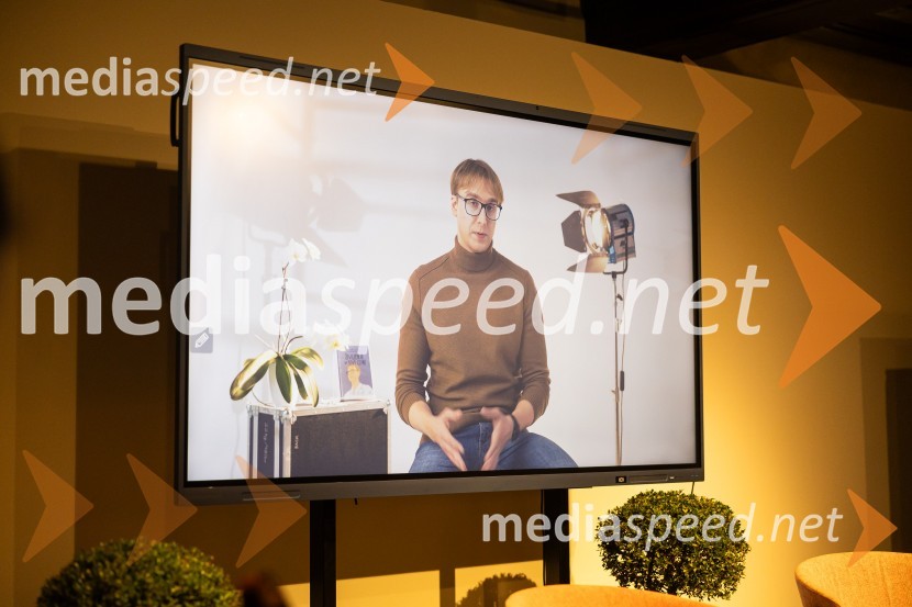  David Zupančič, specializant infektologije, pisatelj in spletni vplivnežSrečanje avtorjev Mladinske knjige in Cankarjeve založbe