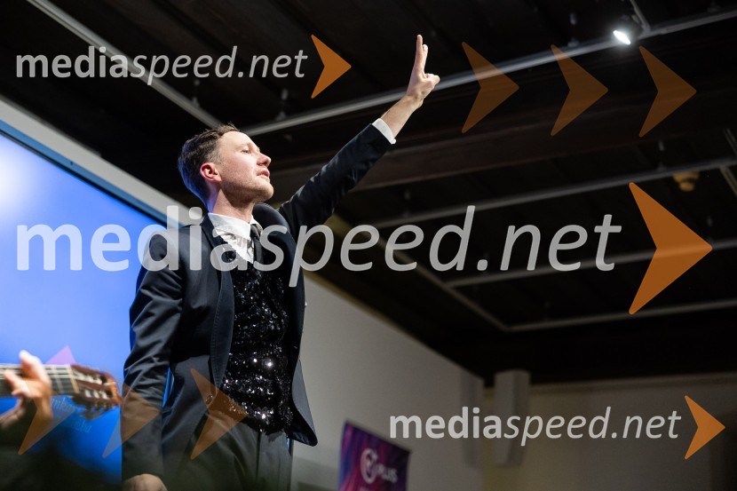  Klemen Slakonja, igralec, komik in TV voditeljSrečanje avtorjev Mladinske knjige in Cankarjeve založbe