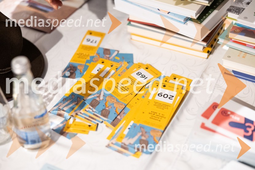 Srečanje avtorjev Mladinske knjige in Cankarjeve založbe