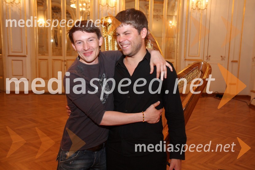 David Lootvoet, solo harfist Pariške nacionalne opere in Matjaž Rebolj, ustanovitelj umetniškega društva SavitraDeveti abonmajski koncert cikla Savitra: David Lootvoet, harfist