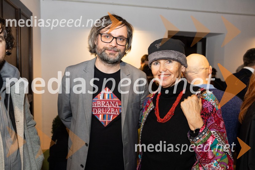  Aljoša Harlamov, urednik Cankarjeve založbe;  ... Srečanje avtorjev Mladinske knjige in Cankarjeve založbe