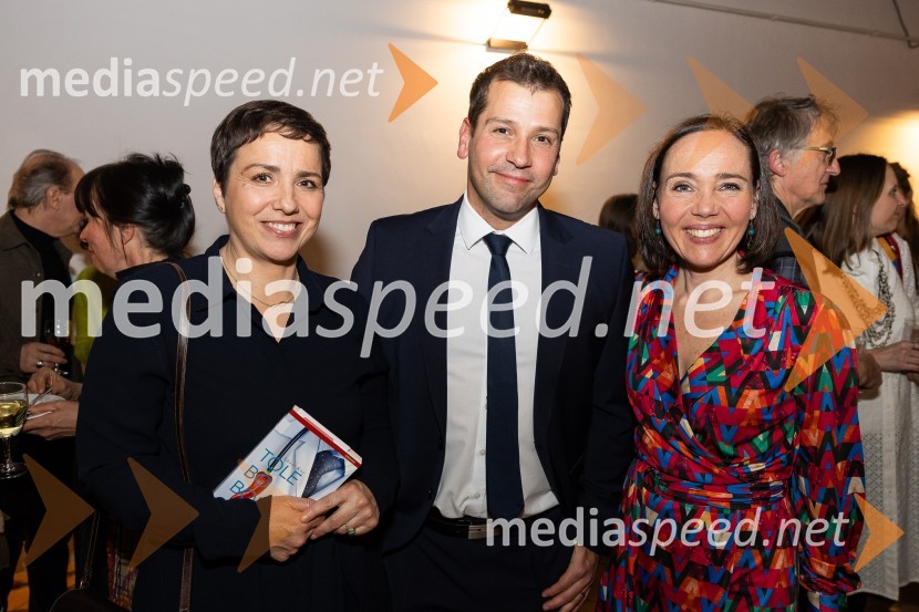  ... ;  Gregor Trebušak, urednik oddaje Svet na Kanalu A;  Urška Kaloper,  vodja uredništva priročnikov na MKZSrečanje avtorjev Mladinske knjige in Cankarjeve založbe