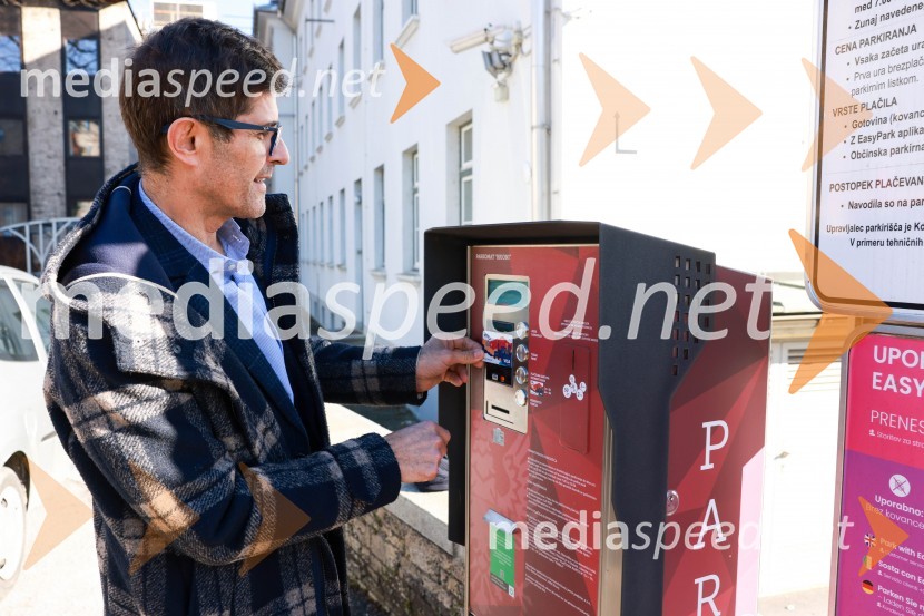  Matjaž Rakovec, župan Mestne občine KranjPredstavitev mestne kartice CeKR, Mestna občina Kranj