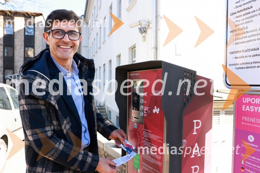  Matjaž Rakovec, župan Mestne občine KranjPredstavitev mestne kartice CeKR, Mestna občina Kranj