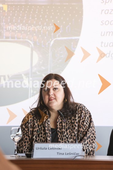  Uršula Cetinski, generalna direktorica, Cankarjev domPredstavitev vrhuncev spomladanskega dela sezone 2023/24 Cankarjevega doma, novinarska konferenca