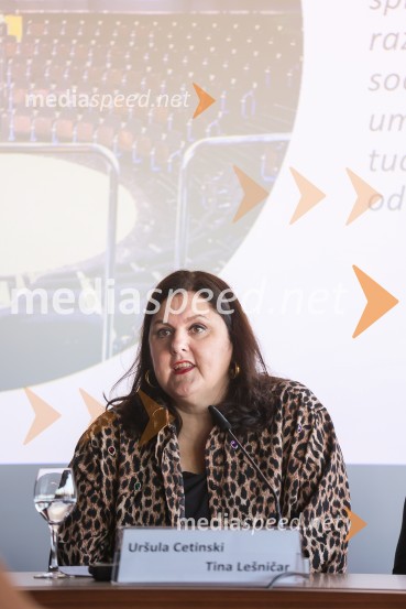  Uršula Cetinski, generalna direktorica, Cankarjev domPredstavitev vrhuncev spomladanskega dela sezone 2023/24 Cankarjevega doma, novinarska konferenca