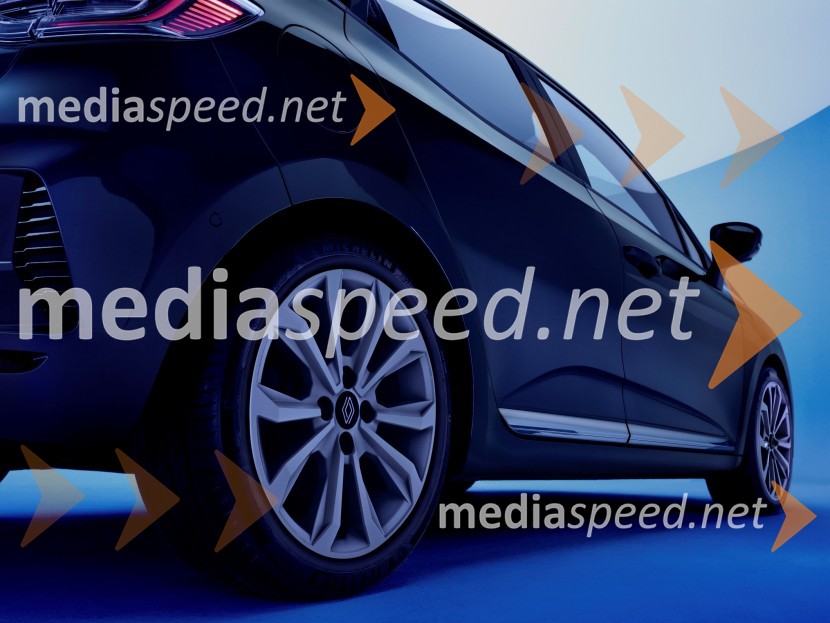 Renault Clio I FEEL SLOVENIA: ista ljubezen, nova zgodba