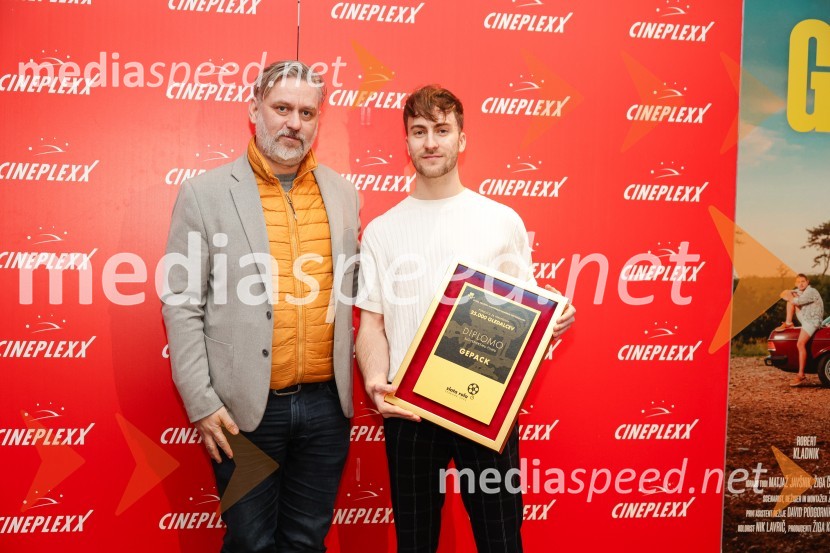  Klemen Dvornik, filmski in televizijski režiser ter predsednik NS DSR;  Žiga Kukovič, režiserPodelitev Zlate role filmu Gepack