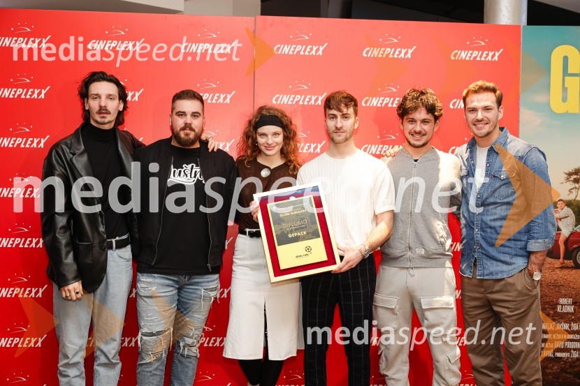  Robert Kladnik, igralec;  Jan Gerl Korenč, igralec;  Pia Skvarča, igralka;  Žiga Kukovič, režiser;  Maks Dakskobler, igralec;  Tine Ugrin, igralecPodelitev Zlate role filmu Gepack