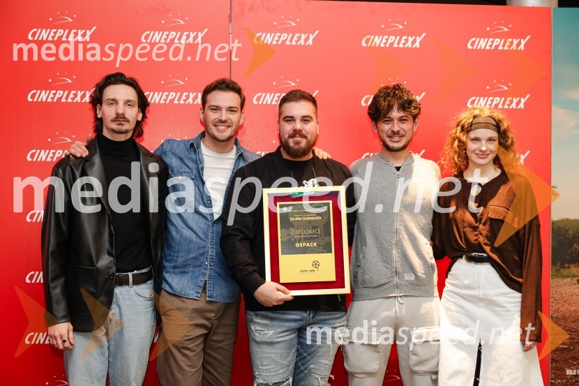  Robert Kladnik, igralec;  Tine Ugrin, igralec;  Jan Gerl Korenč, igralec;  Maks Dakskobler, igralec;  Pia Skvarča, igralkaPodelitev Zlate role filmu Gepack