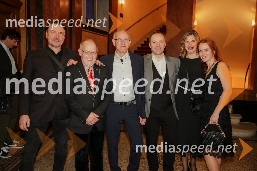  ... ;  Ivan Pal, nekdanji poslovni vodja programa ljubljanske Opere;  ... ;  Klemen Valter, poslovni vodja programa, SNG Opera in Balet Ljubljana;  Barbara Čepirlo Čičigoj, odnosi z javnostjo Opera in Balet Ljubljana;  Sara  Bergman Recek, zobozdravnica, paradontologinjaMaría de Buenos Aires, premiera baleta v SNG Opera in balet Ljubljana