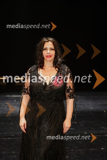  Nuška Drašček, pevkaMaría de Buenos Aires, premiera baleta v SNG Opera in balet Ljubljana