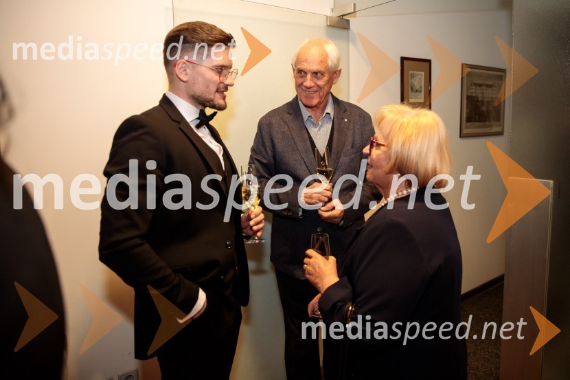  Matija Urankar, Odvetniška pisarna Senica & partnerji, d.o.o;  ... ;  ... Srečanje Alumni kluba Fundacije Parus