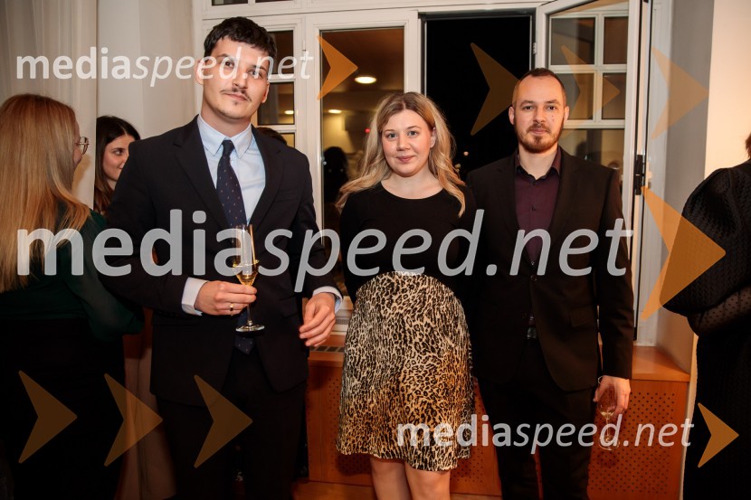  Aljoša Kovač, Odvetniška pisarna Senica & partnerji, d.o.o;  Kaja Deutschbauer, Odvetniška pisarna Senica & partnerji, d.o.o;  Filip Stojanović, Odvetniška pisarna Senica & partnerji, d.o.o.Srečanje Alumni kluba Fundacije Parus