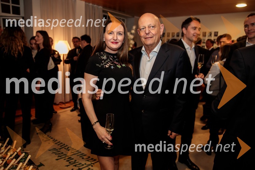  Maruša Senica, Odvetniška pisarna Senica & partnerji, d.o.o;  Miro Senica, odvetnikSrečanje Alumni kluba Fundacije Parus