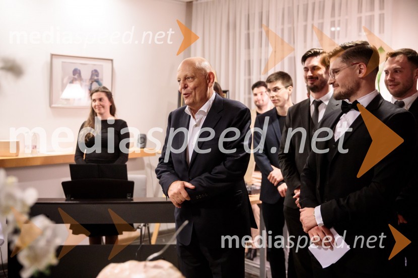  Miro Senica, odvetnikSrečanje Alumni kluba Fundacije Parus