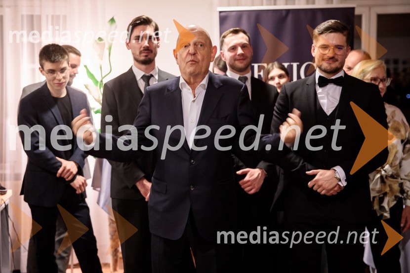  Miro Senica, odvetnik;  Matija Urankar, Odvetniška pisarna Senica & partnerji, d.o.oSrečanje Alumni kluba Fundacije Parus