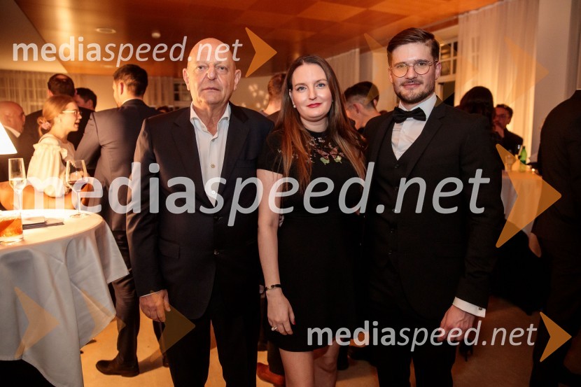  Miro Senica, odvetnik;  Maruša Senica, Odvetniška pisarna Senica & partnerji, d.o.o;  Matija Urankar, Odvetniška pisarna Senica & partnerji, d.o.oSrečanje Alumni kluba Fundacije Parus