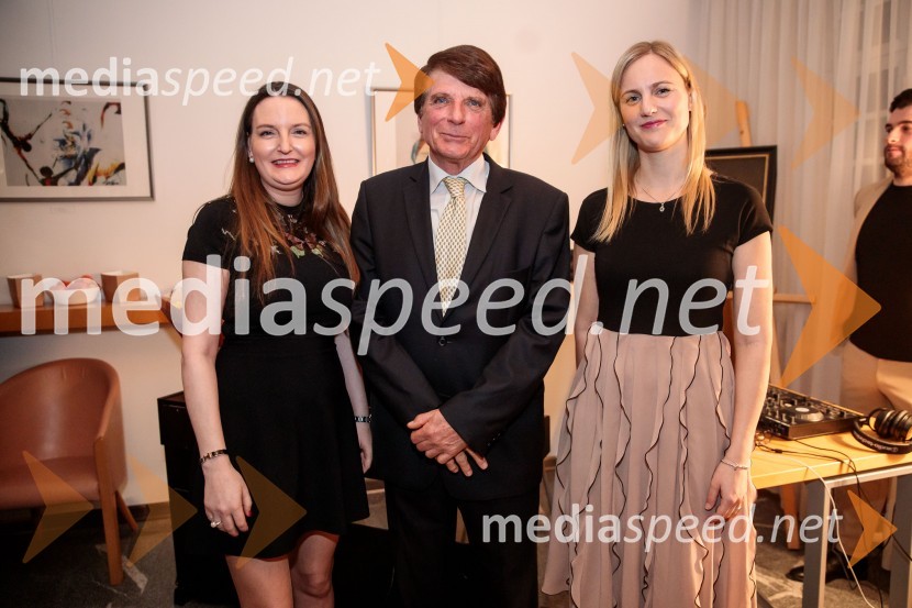  Maruša Senica, Odvetniška pisarna Senica & partnerji, d.o.o;  ... ;  Katarina Mervič, Odvetniška pisarna Senica & partnerji, d.o.oSrečanje Alumni kluba Fundacije Parus