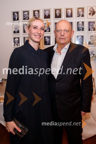  Iza Simčič, Rune Enia d.o.o.;  Miro Senica, odvetnikSrečanje Alumni kluba Fundacije Parus