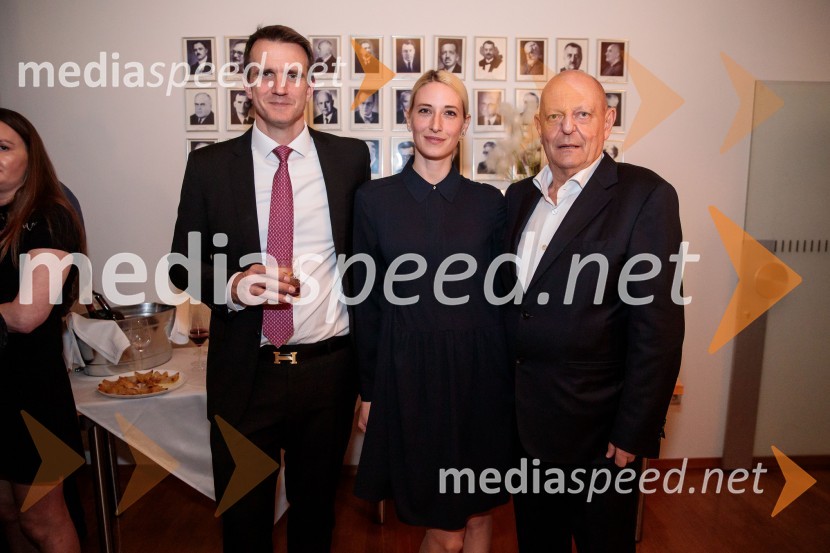  ... ;  Iza Simčič, Rune Enia d.o.o.;  Miro Senica, odvetnikSrečanje Alumni kluba Fundacije Parus